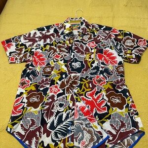 Men's Short sleeve Robert Graham - 100% Cotton, size Large. $55